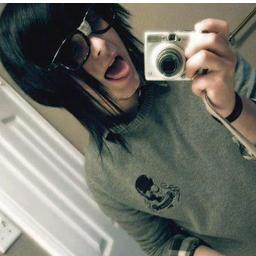 I live in Las Vegas, went to #Chap x) |BMTH| |OM&M| |BC13| |SS| #IFollowBack ^_^