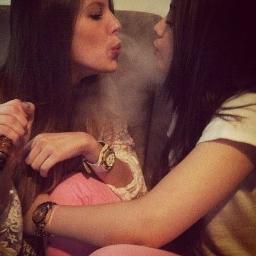 Empresaria.
 meninα e mulher, eu sei muito bem o que quero .