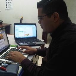Mercadologo, Publicista, Chef, Escritor.