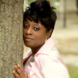 llewis186's profile picture. 