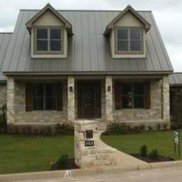 Remodeling Company established to service the needs of Discriminating Homeowners.