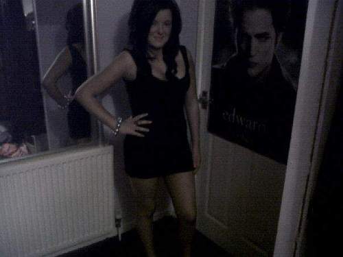 Im 19 years old, went to motherwell college and studied hairdressin, I am currently working in clyde valley housing.