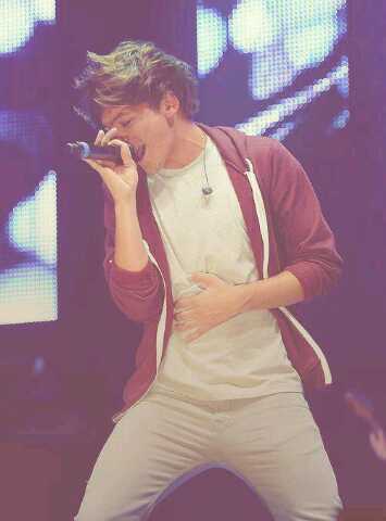 1Dzaynnialllove's profile picture. HIIIII 3 MAY IS OMG