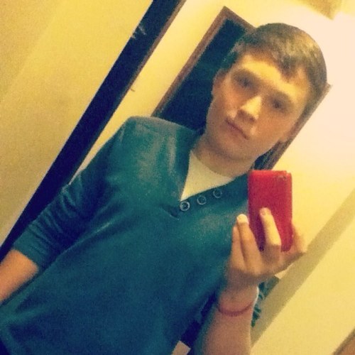 robert_askin's profile picture. Add me on pin 23BFBDEF ill follow back, on istagram aswell......soooo yanooooo