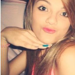Felicidade Define...

 http://t.co/KyjOzw7A