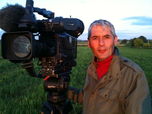 filmknecht's profile picture. Ich pflege eine flotte Kamera, auch für Das gute Werk , originelle Imagefilme für alle, die ihre Arbeit lieben.