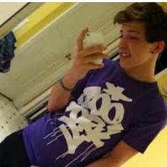 BelieberBoy2245's profile picture. I'm a RNGeezie and a Belieber also i'm a model :D so follow me and I for sure will follow you back :)