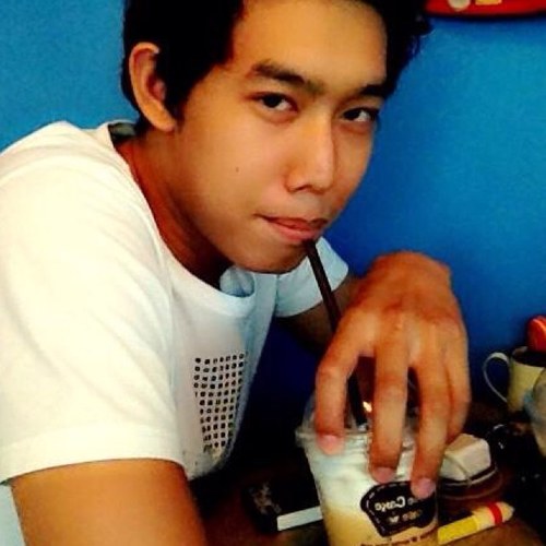 tumpaibunchai's profile picture. 