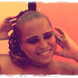 - Perfeitα? Nãão! αpenαs melhor que você!