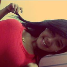 ㅤㅤAcredito que quando alguém chora sem motivo é para aliviar todas as vezes que ela engoliu o choro e colocou um sorriso falso em seu rosto. — Caio Fernando