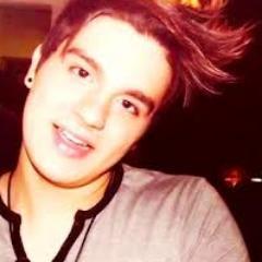 Voce é a força que me faz andar; é a esperança que me faz confiar;  a vida pra minha alma; Você é meu propósito; Você é TUDO! (@luansantana)