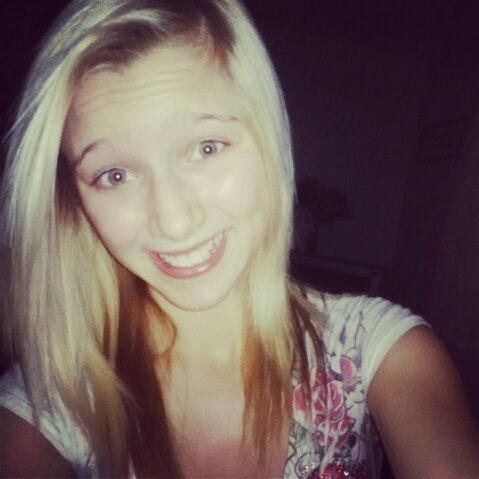 AshleyLynn541's profile picture. Hey, you got Ashley here (: I live how I want. And I don't give a fuck. Whadddduuuupppp !! #Buckwild #WhoopWhoop #TeamTaken #TeamCureCancer