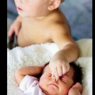 rng00's profile picture. ربي ارحمهما كما ربياني صغيرا❤️