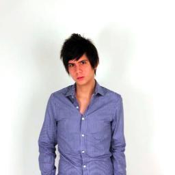 Mexicano y uno mas de los millones de individuos que acabamos con el oxigeno dia a dia.