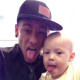 Pensoo em Vocee 24 horas por diia ,Voce e Tudoo em Minhaa Viidaa @Njr92 , 3