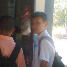 เป็นคนร่าเริง แจ่มใส เป็นคนดีช่วยเหลือสังคม อนาคตอาจจะได้เป็นปธาธิปดีของโลก