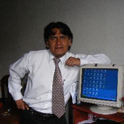 trabajo en una constructora y me gusta leer bastante, soy muy amiguero