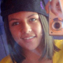 sou só da minha @_BrunaTrovo  e de mais ngm u.u