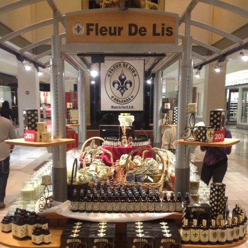 Bringing you the best scents around. What makes us different than yankee candle? Quite simply the word, Yankee!