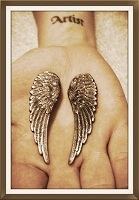 A mixed media jewelry and accessory artist ~ I am a little country, gypsy, rock & roll all together. I'm no saint - I am Tarnished Angel
http://t.co/UqKi0KZi
