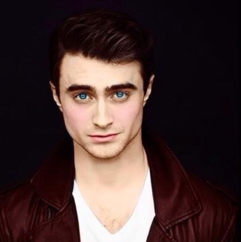 I'm everywhere and anywhere. It's all just waiting to be seen… My regeneration left me slightly mad. But in the good way. ||My RP rules: http://t.co/9DJzzASU