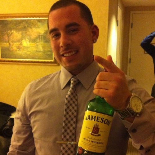 richieeee2's profile picture. Doin whatever it takes to succeeded