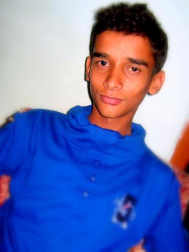 varunsingh_95's profile picture. FoolS i AM STill StuDIng....:P:P