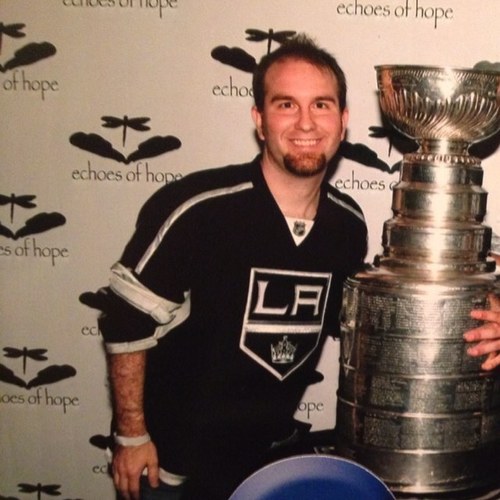 robrawstron4's profile picture. 