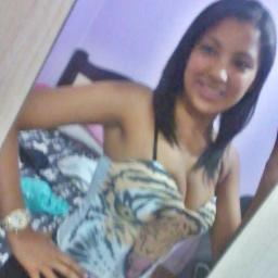 quem me vê , me vê sorrindo e vai ser sempre assim ♪