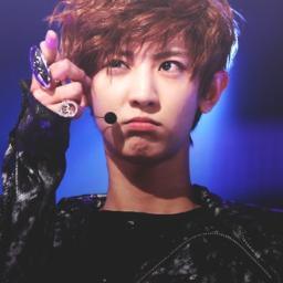 อันยองครับ! ผมปาร์คชานยอล แห่ง EXO-K ผมเกรียน บ๊อง ต๊อง เอ๋อ(?) ฟอลมาคุยกันนะครับ :) #หยาบได้ผมไม่ถือ  [10/12/12]