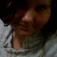 sabe como é se sentir que ninguem te ama eu to bem assim=( facebook:Káàh Siqueira msn:karollaine_siqueira@hotmail.com