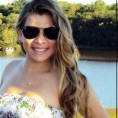 Tudoo posso naquele que me fortalece Jesus...