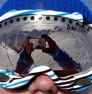 live life to enjoy life, lover of all things sport, especially football and snowboarding. COYS