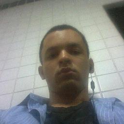 sou nota 10 com os amigos mesmo as vezes sendo um pouco atrapalhado sou 9 com meus amores pois ainda estou aprendendo a amar
