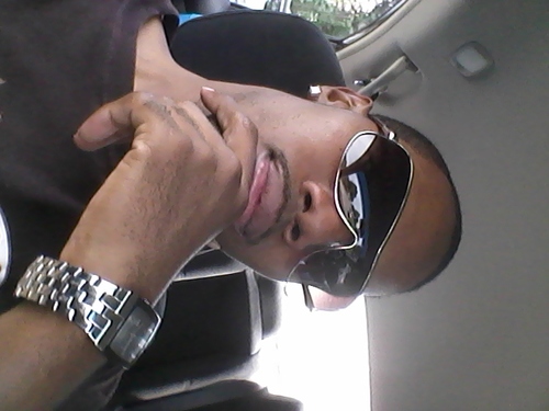 only fukk wit da real and laugh @ da fake......lets get dis money ya digg