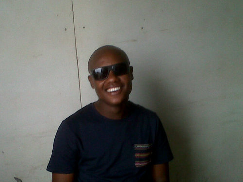 Sushigiant's profile picture. A dreamer An Achiever and an opportunist! Don't fuck with me coz I'll fuck u....