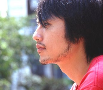 はじめまして！TOEIC900点突破するために日々勉強しています〜。渋谷に住んでるサラリーマン31歳です！近い将来海外で暮らそうと企んでいます！w是非情報交換しましょう！芸能情報ブログもやってるんでぜひ気軽に絡んでください！