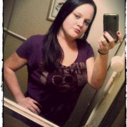 Just a #WhiteChickRapper.. All bout that #WhiteGirlSwag smashsquadmg@yahoo.com for collabs!!! http://t.co/5Jo06RKrho