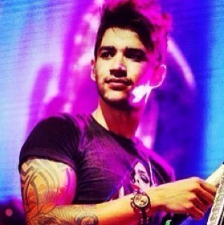 O tempo vai passar e você vai permanecer no meu coração . Você pra mim é tudo , você é um sonho do qual eu nunca vou deixar de sonhar . @Gusttavo_lima ❥