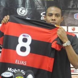 O Primeiro Twitter para os fãs do Elias! Criado em 14.07.10
Quem posta aqui, nao é o elias, são apenas humildes fãs dele. :D
Dono: @bruunovianas