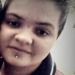 Existem pessoas que eu tenho um medo exagerado de perder.         @cuupcakee_