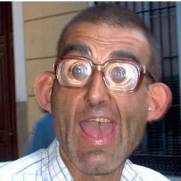 Si quiere reírse, entre en mi blog: