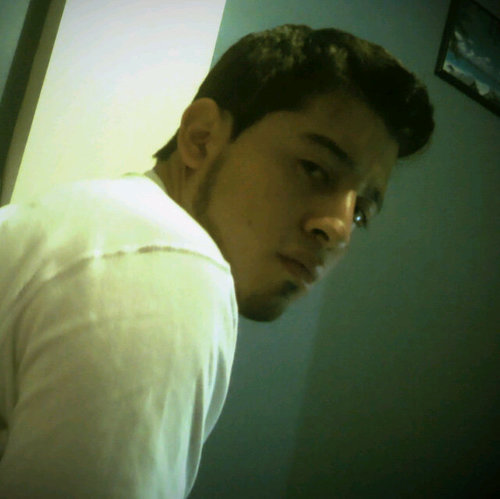 vivo la vida sin hacer daño a nadie, detesto las injusticias, y deseo algun día encontrarte ... PIN 324C5CF7