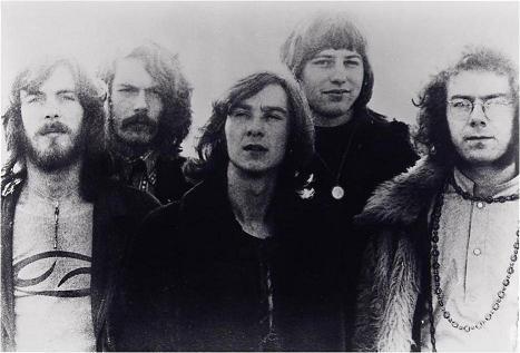 Prog-Ramma: programma sulla musica progressive in onda tutti i Martedì su Rock Radio Skultura,condotto da Dj MaLaMaDò.