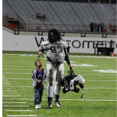 I jus b kicking it how I b kicking it welcome to the world of the different