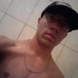 Começamos a amadurecer de verdade quando sorrimos de algo que já nos fez chorar.
