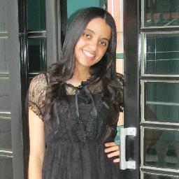 ♪ Senhor, se entro ou se saio, Sou abençoado, Me puseste por cabeça, e não por cauda, Deus Em cima, e não embaixo, eu fui colocado ♫