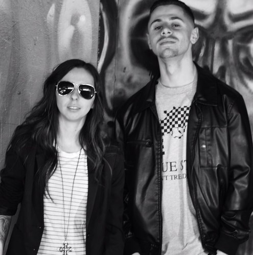Drummer/DJ Duo with lots of flava.
DRUMMER : @LisaFayth DJ :@M1STER_REX