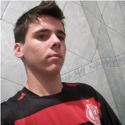 Apenas um cara normal como qualquer um só apenas vivendo dias diferentes