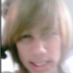 -Umα pessoα do futuro
            vindα do αno 3OOO '
;zueera;

Biєєl, Muito prαzeer :D

          r